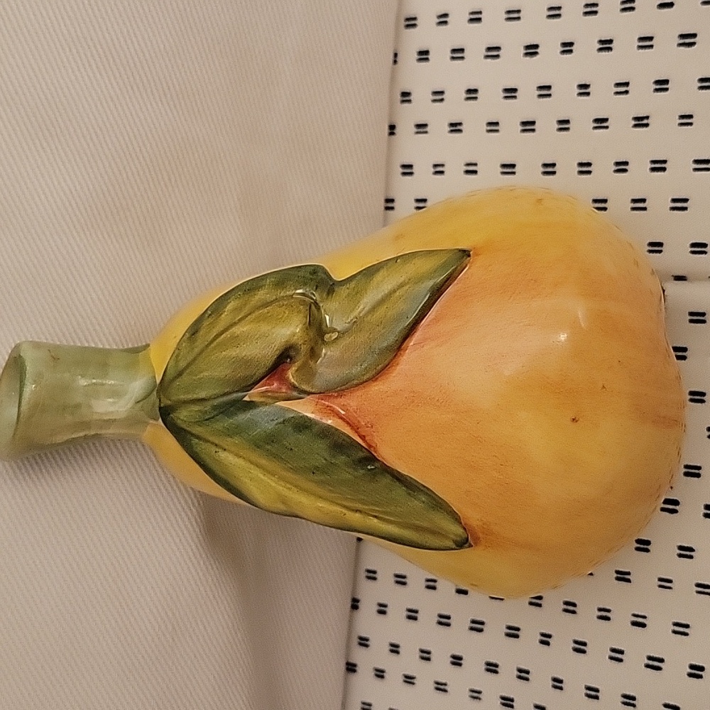 Yellow Hollow Pear, Made in Italy